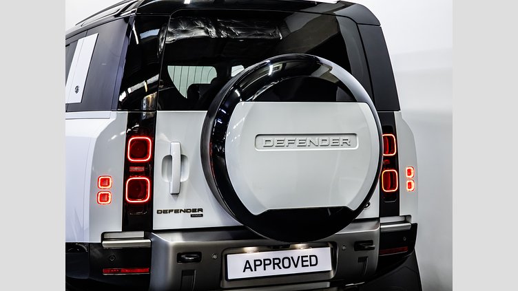 2022 Approved Land Rover Defender 110 Fuji White AWD D300 HSE X-Dynamic