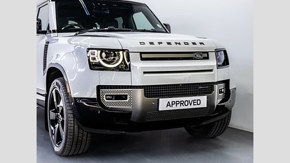 Defender 110 2