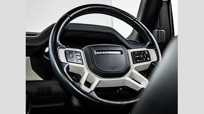 Defender 110 18