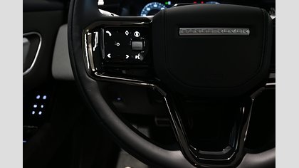 Range Rover Velar 16