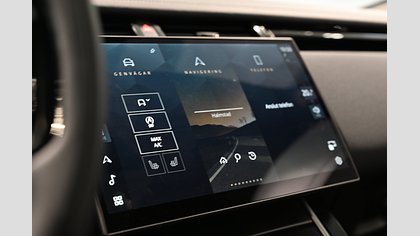 Range Rover Velar 18
