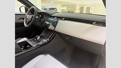Range Rover Velar 17