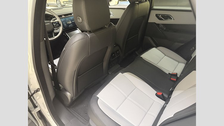 2025 Begagnad Land Rover Range Rover Velar Arroios Grey (grå) P400e Bensin Plug-in Elhybrid Kort hjulbas (SWB) Dynamic SE