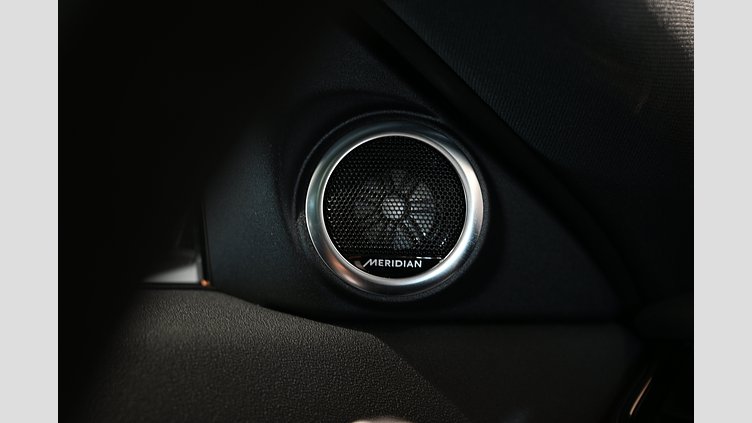 2026 Begagnad Land Rover Range Rover Evoque Corinthian Bronze AWD D200 MHEV Hoxton Edition