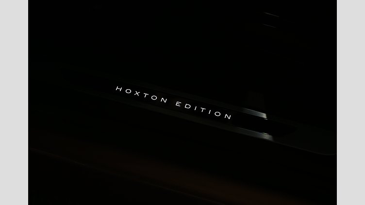 2026 Begagnad Land Rover Range Rover Evoque Corinthian Bronze AWD D200 MHEV Hoxton Edition