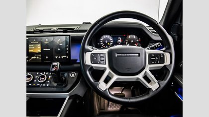 Defender 110 18