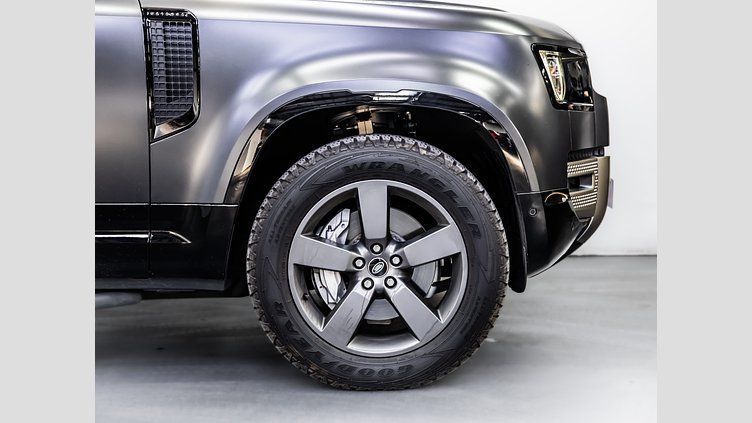 2025 Approved Land Rover Defender 110 Carpatian Grey AWD D350 HSE X-Dynamic