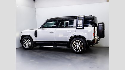 Defender 110 6