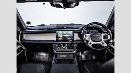 Defender 110 17