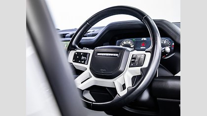 Defender 110 21