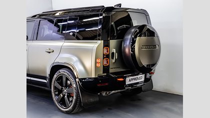 Defender 110 21