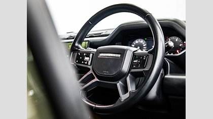 Defender 110 19