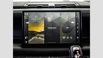 Defender 110 8