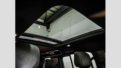 Defender 110 12