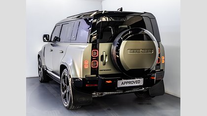 Defender 110 3