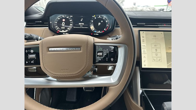 2025 Używany Land Rover Range Rover Szary Carpathian Grey P530 MHEV STANDARD WHEELBASE (SWB) Autobiography