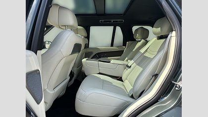 Range Rover 11
