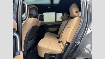 Defender 130 10
