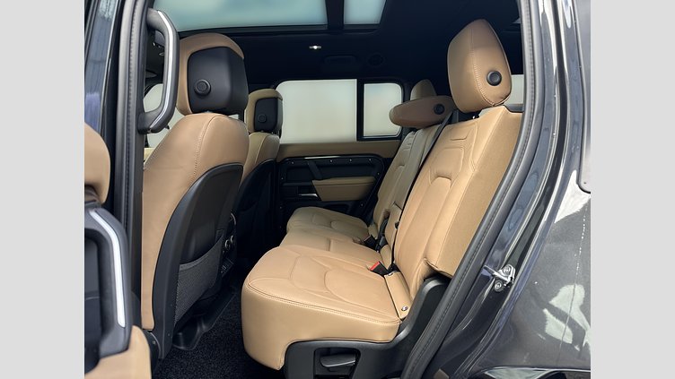 2026 Używany Land Rover Defender 130 Carpathian Grey D350 MHEV z silnikiem wysokoprężnym X-Dynamic HSE