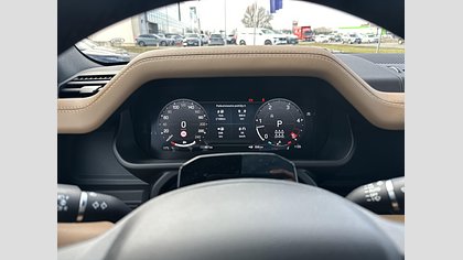 Defender 130 21