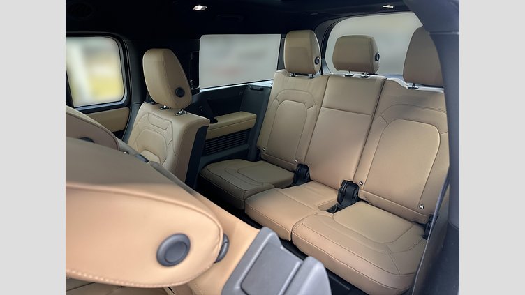 2026 Używany Land Rover Defender 130 Carpathian Grey D350 MHEV z silnikiem wysokoprężnym X-Dynamic HSE