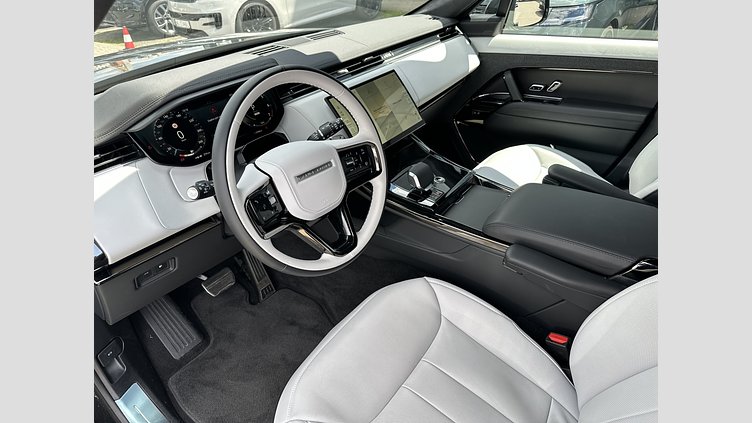 2026 Używany Land Rover Range Rover Sport Czarny Santorini Black automatyczna, napęd 4x4 SWB Dynamic SE