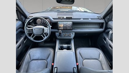 Defender 110 6