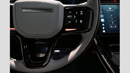 Range Rover Velar 19