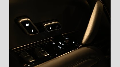 Range Rover Velar 21