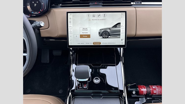 2025 Używany Land Rover Range Rover Sport Czarny Santorini Black D250 Diesel MHEV Standard Wheelbase SE