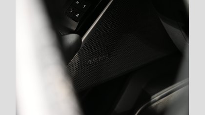 Range Rover Velar 17