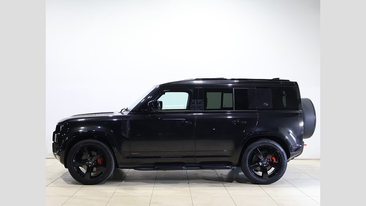 2023 認定中古車 Land Rover Defender 110 サントリーニブラック D300 AWD（AT） X