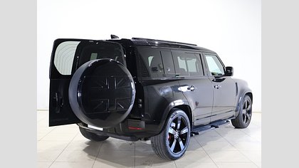 Defender 110 17