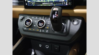 Defender 110 26