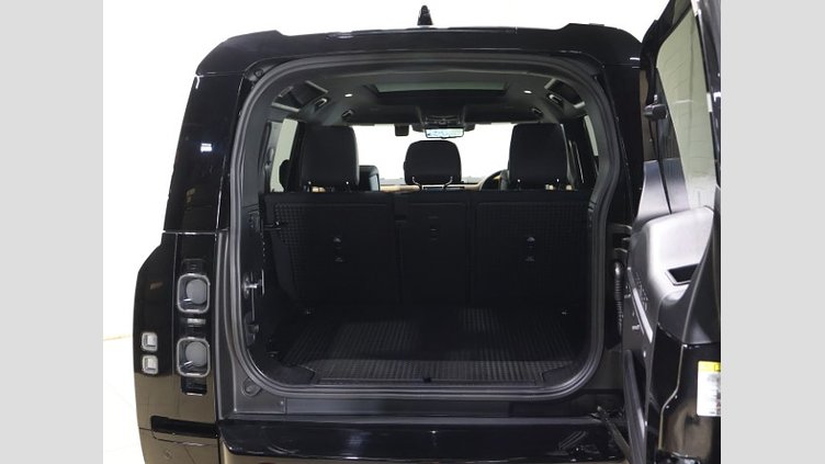 2023 認定中古車 Land Rover Defender 110 サントリーニブラック D300 AWD（AT） X
