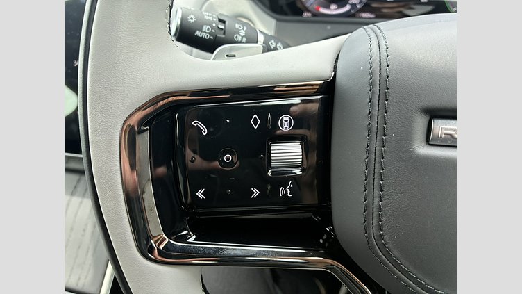 2025 認定中古車 Land Rover Range Rover Velar アロイオスグレイ P400eプラグインハイブリッド（ガソリン） スタンダードホイールベース Autobiography