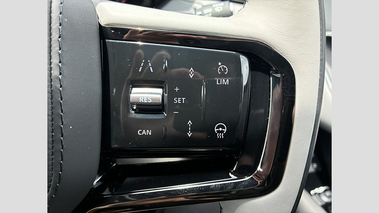 2025 認定中古車 Land Rover Range Rover Velar アロイオスグレイ P400eプラグインハイブリッド（ガソリン） スタンダードホイールベース Autobiography