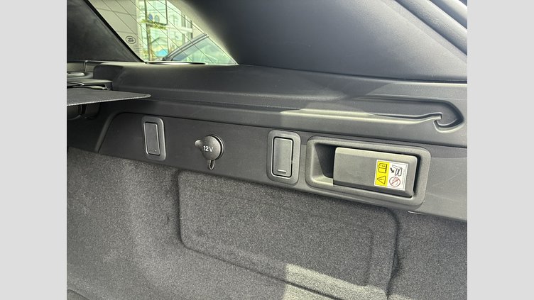 2025 認定中古車 Land Rover Range Rover Velar アロイオスグレイ P400eプラグインハイブリッド（ガソリン） スタンダードホイールベース Autobiography