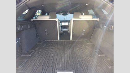 Range Rover Velar 65