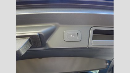 Range Rover Velar 66