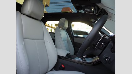 Range Rover Velar 28