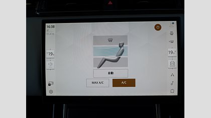 Range Rover Velar 52