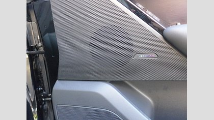 Range Rover Velar 24