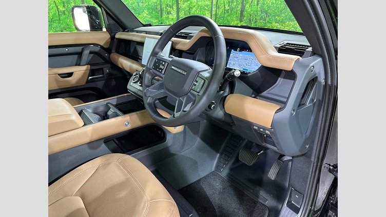 2025 認定中古車 Land Rover Defender 110 サントリーニブラック D350 ディーゼルマイルドハイブリッド X-Dynamic HSE