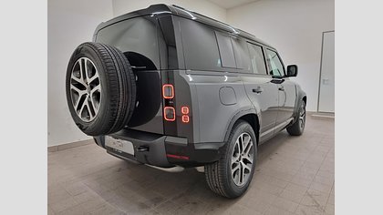 Defender 110 5