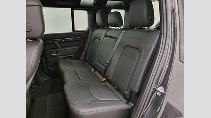 Defender 110 8