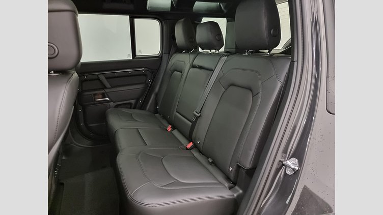 2026 Nova vozila Land Rover Defender 110 Carpatian Grey D250 AWD AUTOMATIC MHEV DYNAMIC SE 