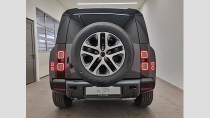 Defender 110 4