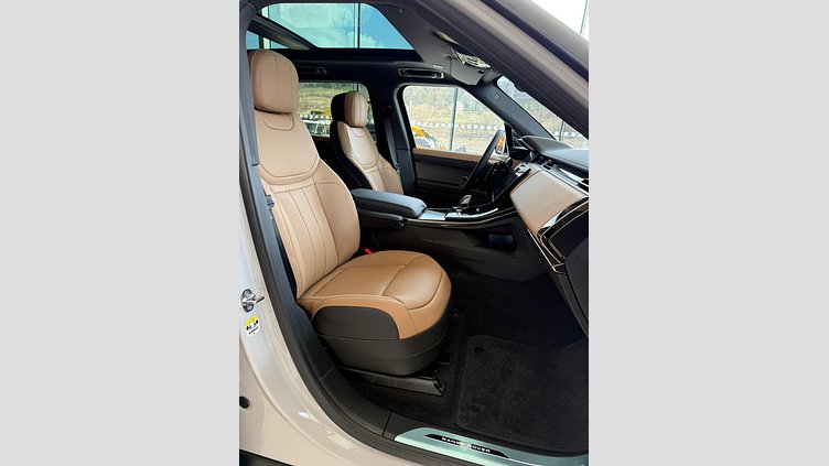 2026 Novo vozilo Land Rover Range Rover Sport Borasco Grey P460e Petrol Plug-in Hybrid Dynamic SE