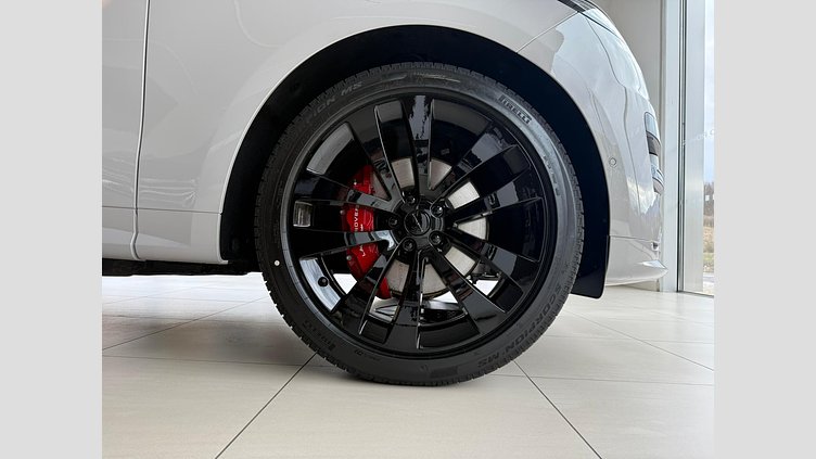 2026 Novo vozilo Land Rover Range Rover Sport Borasco Grey P460e Petrol Plug-in Hybrid Dynamic SE
